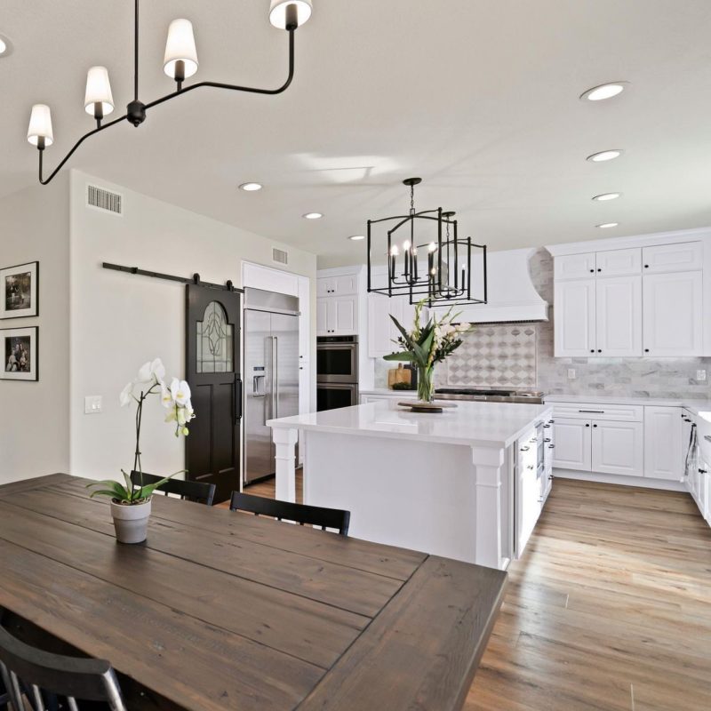 White Remodeling Kitchen 3